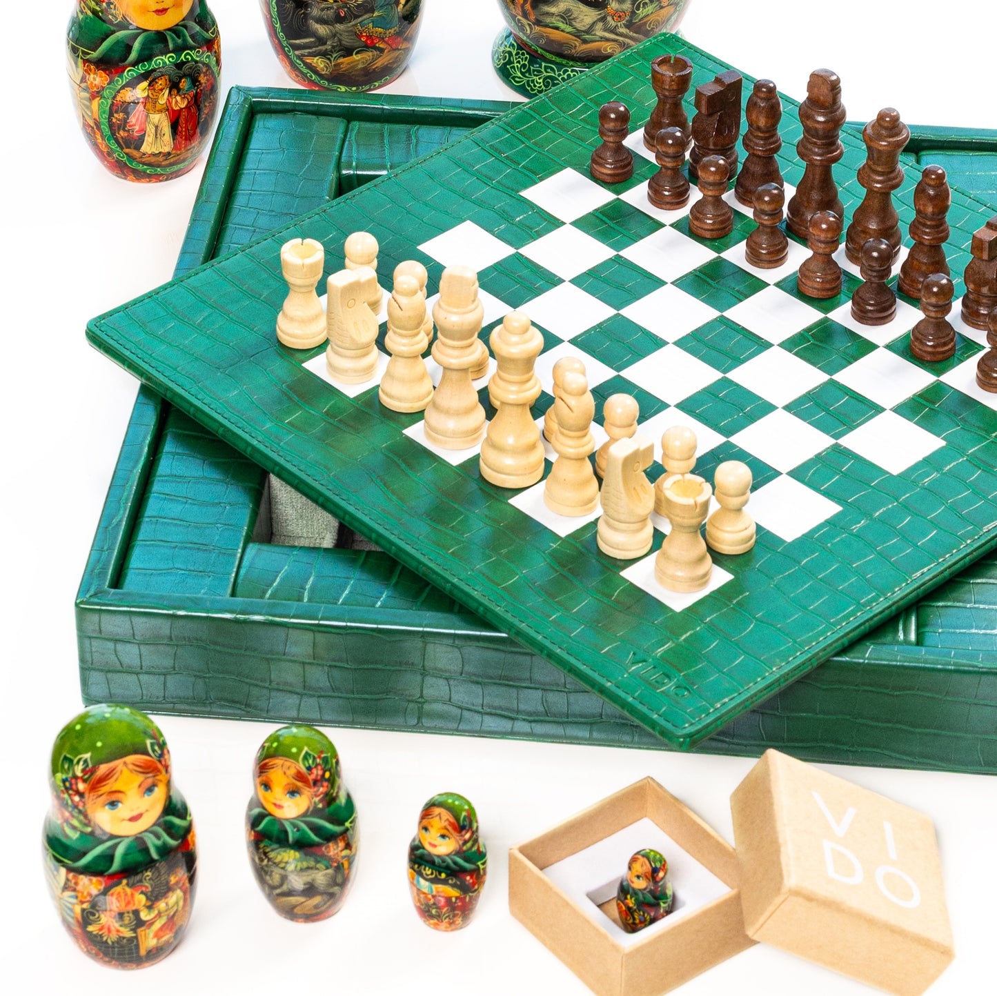 Forest Green Alligator Chess Set