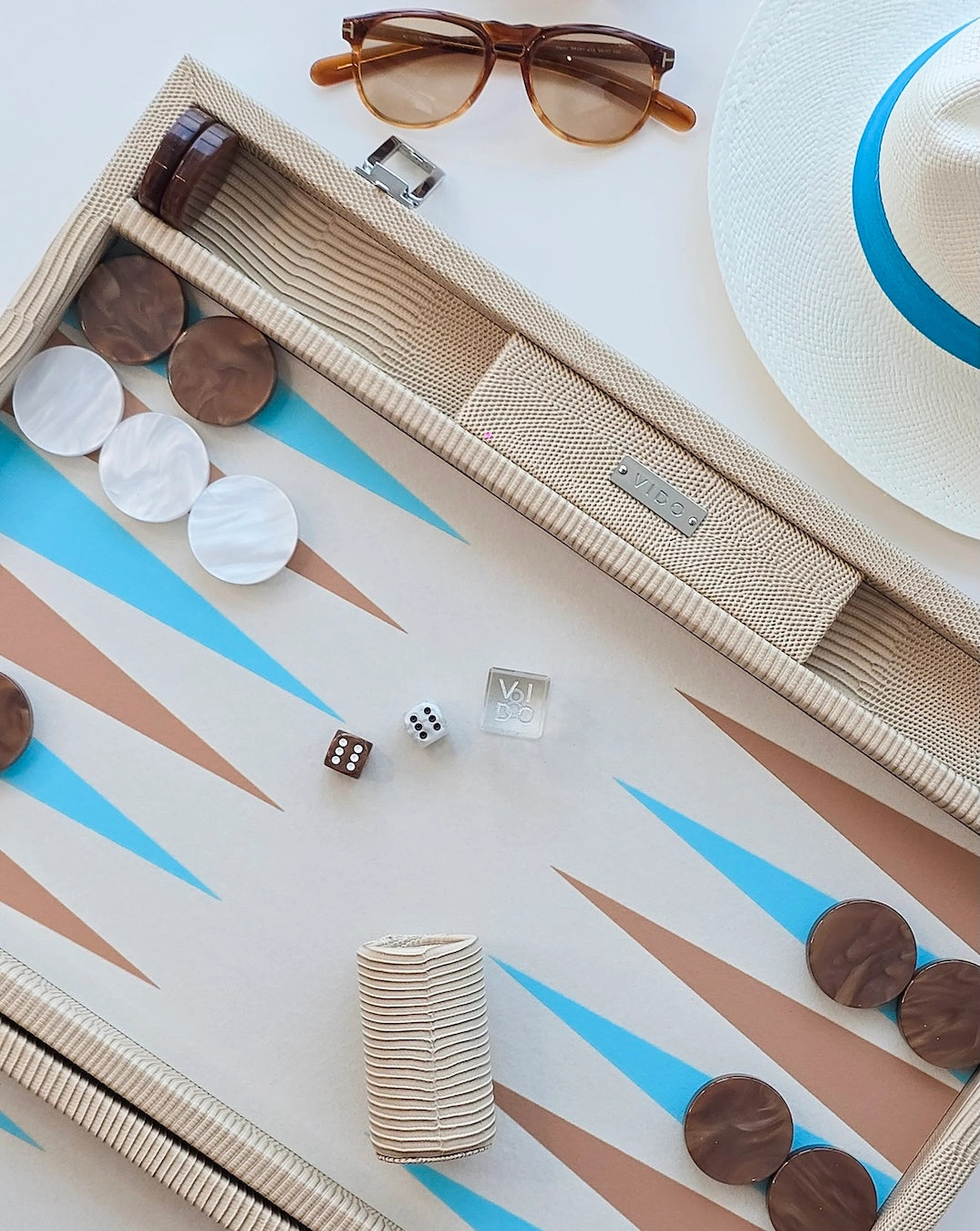 VIDO The Best Of Backgammon Without The Hefty Price